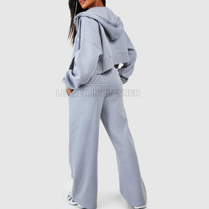 ราคาสมเหตุสมผล ขายดีที่สุด บริการ OEM เสื้อครอปท็อป ออกแบบเองได้ เสื้อผ้าสตรีทแวร์ ดีไซน์ล่าสุด เสื้อครอปท็อปผู้หญิง ชุดวอร์ม - Product Image 4