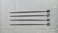 Les brochettes polyvalentes en acier inoxydable sont un indispensable de cuisine, durables, réutilisables et prêtes pour toutes vos aventures culinaires.