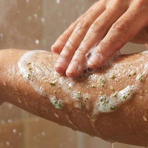 Gel de Ducha Hidratante con Vitamina E, Extractos Botánicos Naturales, Limpieza Profunda, Piel Suave y Fresca, Cuidado Diario - Product Image 4