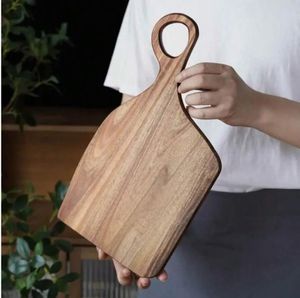 Planche à découper en bois faite à la main |   Planche à découper et à servir en bois naturel |   Accessoires de cuisine écologiques - Product Image 4