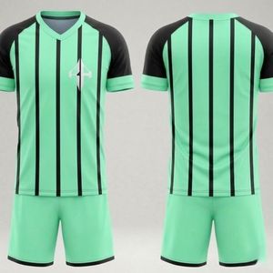 Nuevo Uniforme de Fútbol de Manga Corta con Logotipo Personalizado, Servicio OEM de Verano para Hombre, Calidad Premium, Personalizado y Transpirable por RIVIAN ATLANTIC - Product Image 1