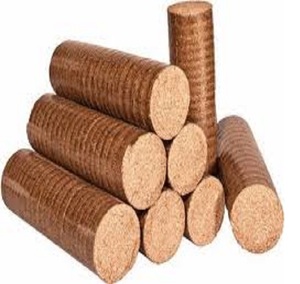 Briquettes de biomasse de sciure de bois avec livraison rapide - Product Image 2
