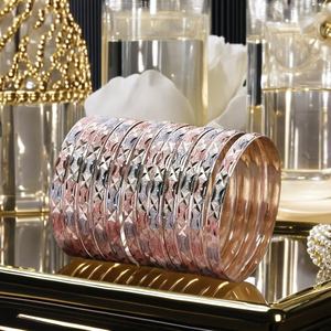 ขายส่งกำไลพื้นผิวแบบกำหนดเอง3สีเครื่องประดับหลายโทนกำไลชุบ3สีกำไลข้อมือแฟชั่นสุดหรูกำไลข้อมือสามสี - Product Image 4