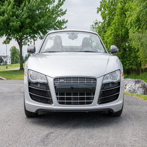 Audi R8 V10 Spyder 2012 - Product Image 2