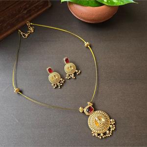 Red Alloy Gold Plated Oxidized Polish Antique Lakshmi Pendant Casual Fashion Hinduism India Necklace - Product Image 2