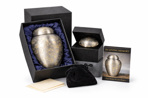 Urna Funeraria Europea para Cenizas Humanas |   Acabado Metálico Sólido con Grabado a Mano en Esmalte |   Suministros Funerarios de 200-220 Pulgadas Cúbicas - Product Image 3