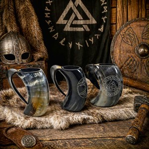 Mug en corne de buffle, Mug en corne à boire, Mug en corne viking, Mug en corne à bière, Mug en corne fait main, Mug en corne naturelle, Mug en corne de buffle pour la bière - Product Image 1