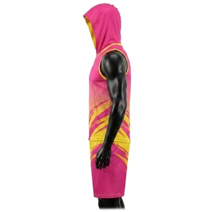 Kit d'équipe sportive haut de gamme avec tissu polyester respirant, construction confortable et mouvements flexibles pour le 7v7 - Product Image 3