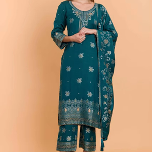 Traje de Invierno para Mujer, Marca Safaa, Serie Dilkash, Material de Vestido sin Coser - Product Image 1