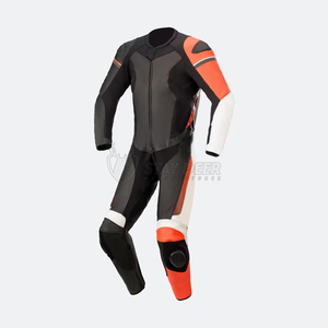 Équipement de course moto, design ergonomique, panneaux extensibles, tenue de compétition professionnelle - Product Image 1