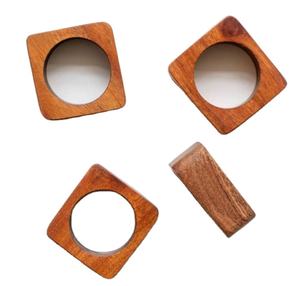 Ensemble d'anneaux de serviette rustiques en bois massif, durables, écologiques et personnalisables pour table de salle à manger et fêtes - Product Image 4