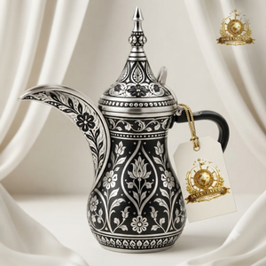 Carafe à café arabe dorée avec motifs gravés, Dallah traditionnelle, service à thé islamique en métal, pichet de luxe du Moyen-Orient - Product Image 5