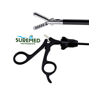 Pinza de agarre laparoscópica fenestrada SureMed Instruments de 5 mm, atraumática, reutilizable, de acero inoxidable, con certificación CE, para sujeción de tejido quirúrgico - Product Image 4