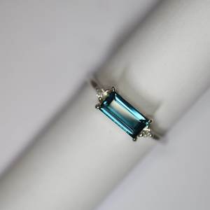 Bague de fiançailles vintage Art Déco en argent sterling 925 avec topaze taille ovale et baguette, certifiée IGI, pierre de naissance de novembre pour femme - Product Image 2