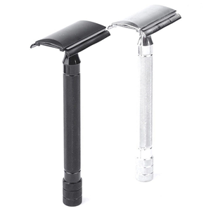 Maquinilla de Afeitar de Seguridad Ajustable Premium para Hombre con Cepillo de Limpieza para un Afeitado Diario Suave en Húmedo - Product Image 1