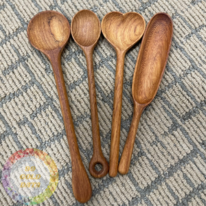 Cucharas de Cocina de Madera, Nuevo Diseño 2025, Resistentes y Suaves, Utensilios de Madera Natural, Mejor Precio 99, Datos Dorados - Product Image 1