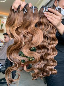 Cheveux Humains Vierges Remy Vietnamiens Ondulés Naturels et Ondulations Profondes Souples - Vente en Gros - Product Image 3