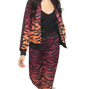 Ventes chaudes : Ensemble de survêtement décontracté pour femme, coupe ajustée, avec capuche, design par sublimation de haute qualité, 2 pièces en polaire, personnalisable - Product Image 6