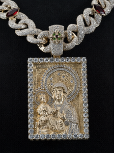 Collar llamativo de Hip Hop con colgante de icono religioso de moissanita de lujo con incrustaciones, marco cuadrado en tono dorado y cadena cubana - Product Image 6