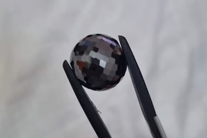 Perles sphériques en moissanite noire de 21,37 mm | Moissanite facettée | Moissanite en vrac |   Utilisé pour les pendentifs en diamant et autres bijoux - Product Image 4