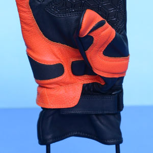 ถุงมือมอเตอร์ไซค์หนังวัวแท้สีส้มดำแบบสั่งทำพิเศษสำหรับฤดูหนาว ถุงมือแข่งรถหนังเต็มตัว ถุงมือสกีกันน้ำพร้อมป้องกันข้อนิ้ว - Product Image 3