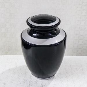 Urnas de Cremación de Alta Calidad con Forma Personalizable para Cenizas Humanas, Fundición de Metal en Aluminio, Resistentes, Duraderas, Lugar de Descanso Seguro - Product Image 6