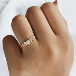 Diamantes naturales cultivados en laboratorio Anillos de boda hechos a mano con certificación IGI Diseños personalizados unisex chapados en oro Pedido mínimo bajo - Product Image 3