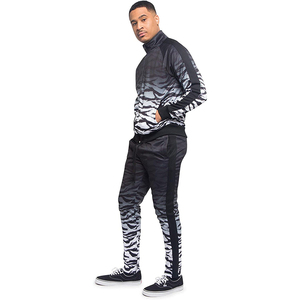 Conjunto de chándal con estampado animal para hombre, sudadera con capucha de media cremallera y cremallera completa, joggers, ropa de calle, ropa deportiva de otoño, ajuste regular - Product Image 1
