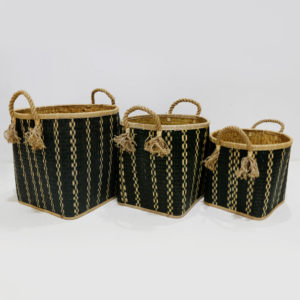 Paniers de rangement en feuilles de palmier tissées à la main Artex Dong Thap avec poignées en corde pour la maison et la cuisine - Product Image 1