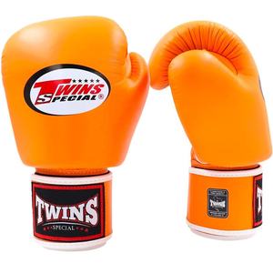 Guantes de Boxeo Naranja Personalizados OEM con Cierre de Gancho y Bucle para Muay Thai, Sanda, Adultos y Artes Marciales, Guantes de Entrenamiento Ligeros OEM - Product Image 1
