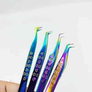 Pince à cils professionnelle en acier inoxydable avec logo personnalisé, lisse, durable, éco-responsable, pour volume russe, légère - Product Image 1