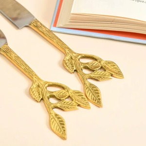 Golden <b>Cheese</b> <b>Knife</b> <b>Set</b> Stainless Steel <b>Cheese</b> Tools Durable Metal Serving Utensils with Arrow Handle Design - Product Image 2