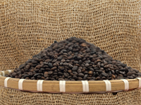 Grains de café Robusta torréfiés de qualité, certifiés HACCP, provenant d'un fabricant vietnamien de la marque KHANG, traitement humide, grade 1, prix avantageux