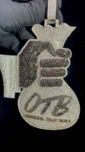 Pendentif Sac d'Argent Personnalisé avec Logo, Énorme Pendentif Hip Hop Iced Out en Argent Sterling 925, Bijoux Bling en Moissanite VVS, Sac d'Argent Porte-Bonheur - Product Image 5