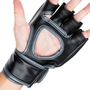 ถุงมือ MMA หนังพรีเมียมแบบเปิดนิ้ว น้ำหนักเบา ซับแรงกระแทก ป้องกันได้ดี จับกระชับมือ ปรับระดับข้อมือได้ เหมาะสำหรับการฝึกซ้อม - Product Image 6