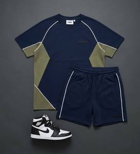 Men's 2026 Gradient T-Shirt And Shorts <b>Set</b> Crew Neck Street Style Breathable Polyester Spandex Summer Wear - Product Image 4