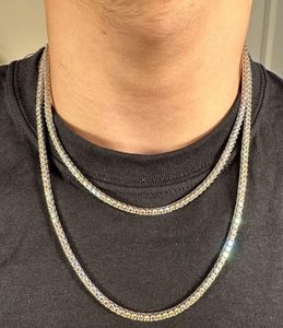 Elegante Collar Gargantilla para Mujer con Baño de Oro de 18K y Circonita Cúbica en Corte Baguette, Engaste Canal, Joyería de Fiesta, Cadena de Aleación de Zinc - Product Image 3