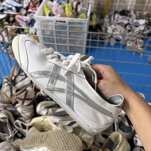 <span class=keywords><strong>Scarpe</strong></span> da Uomo di Marca Internazionale Tiger, Vendita all'Ingrosso di <span class=keywords><strong>Scarpe</strong></span> <span class=keywords><strong>e</strong></span> Borse di Seconda Mano di Classe A, Sneakers Usate - Product Image 3
