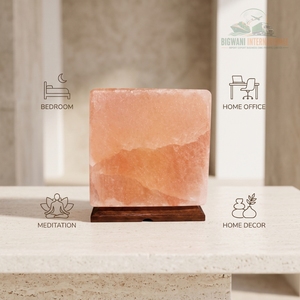 Lampe de chevet en sel rose de l'Himalaya sculpté à la main, qualité export, avec base en bois pour chambre et bureau - Product Image 3