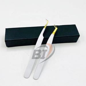 Pinzas de pestañas de oro blanco de marca personalizada, pinzas de extensión de pestañas con volumen de arranque de 90 y 65 grados, acero inoxidable sostenible - Product Image 6