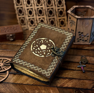 Diario de Cuero Cortado con Láser: Libro de Sombras con Pentagrama, Papel con Borde Irregular - Product Image 1