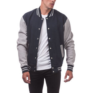 Blouson d'hiver matelassé pour homme, style universitaire sportif, élégant et confortable, en laine, type varsity bomber avec capuche respirante et revêtement. - Product Image 4