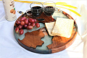 Nouvel arrivage d'assiettes classiques et élégantes faites à la main en résine pour l'artisanat Assiettes de service en bois en résine de style religieux Nouveau design Vente en gros - Product Image 2