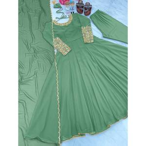 2XL Party Wear Anarkali Gown with Dupatta & Bottom for Special Occasions - Product Image 5