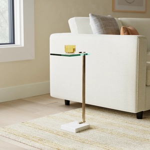 Elegante Mesa Auxiliar con Pedestal y Base de Anillo Estable, Mesa Lateral Compacta de Lujo con Base Cilíndrica para Bares - Product Image 1