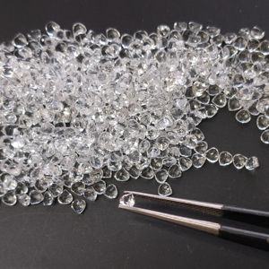 Topaze blanche naturelle 3,5 mm, taille cœur, pierre précieuse de qualité supérieure pour la fabrication de bijoux - Product Image 1