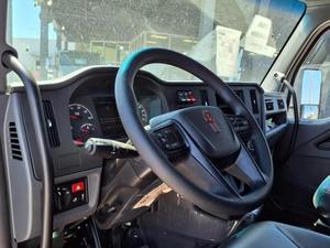 Camión Tractor 6x4 con Volante a la Izquierda, Motor Diésel de Alta Resistencia para Soluciones de Transporte y Logística Internacional por Carretera - Product Image 6