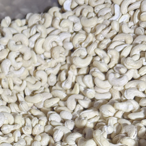 Oferta Especial: Nueces de Anacardo de Calidad Premium WW320 de Vietnam, Tamaños de Corte Personalizados - Product Image 1