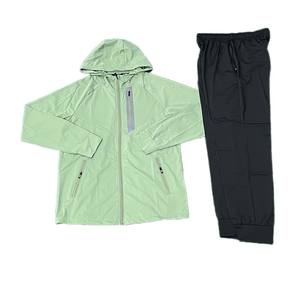 Conjunto deportivo premium de nailon con diseño patchwork y cordón ajustable, ideal para entrenamiento en el gimnasio y actividades deportivas unisex. - Product Image 2