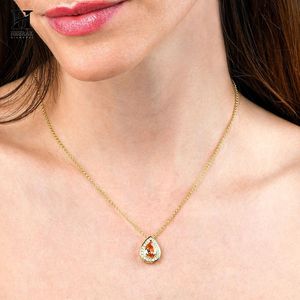 Collar de Oro de 14K con Colgante de Diamante Corte Pera y Halo, Joyería Fina Minimalista de Lujo - Product Image 2